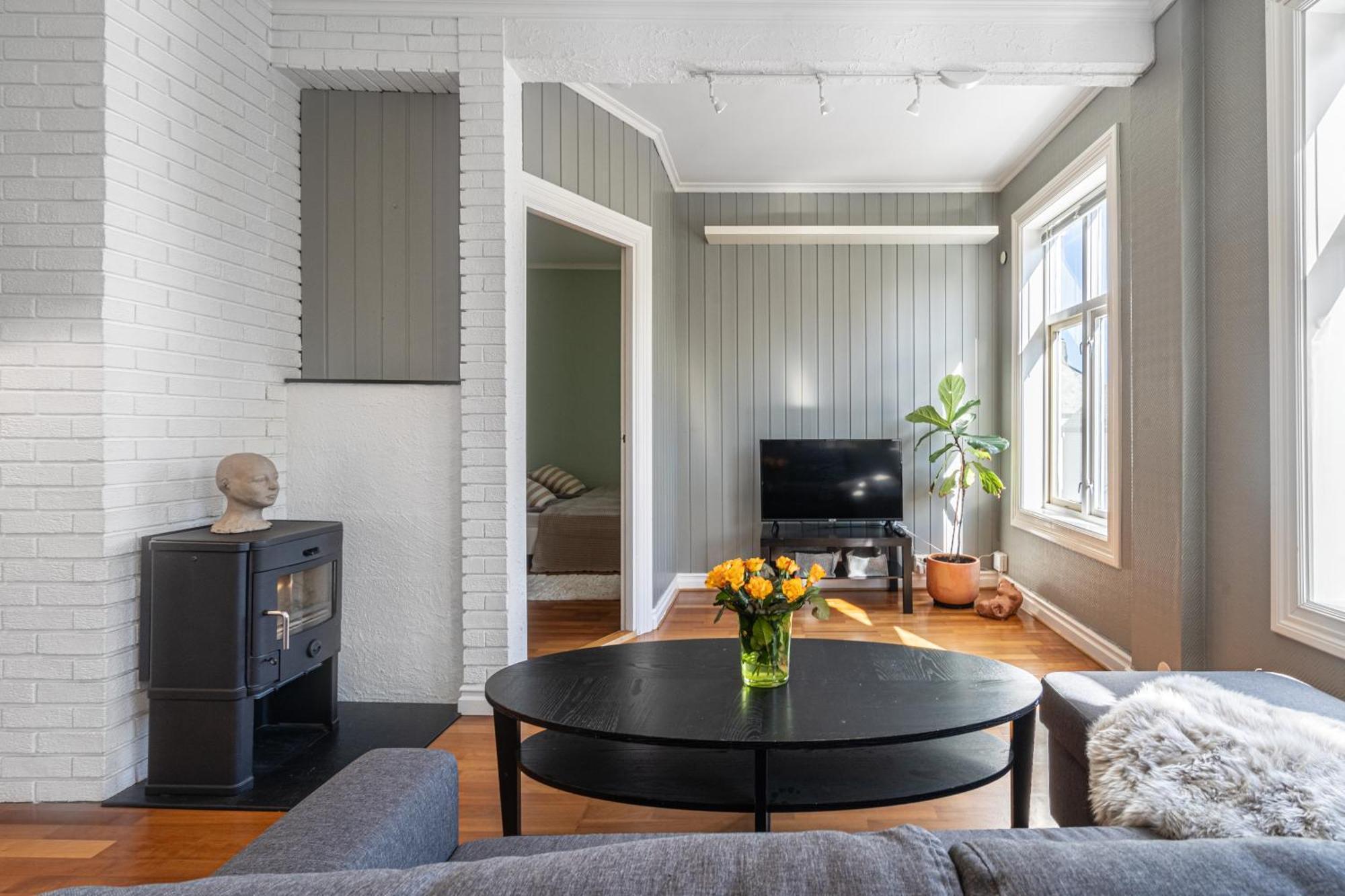 Sunny Apartment In Alesund City Exterior photo